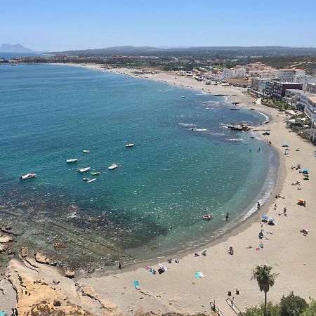 Maravilloso Apartamento En Primera Linea De Playa. Torreguadiaro Eksteriør bilde